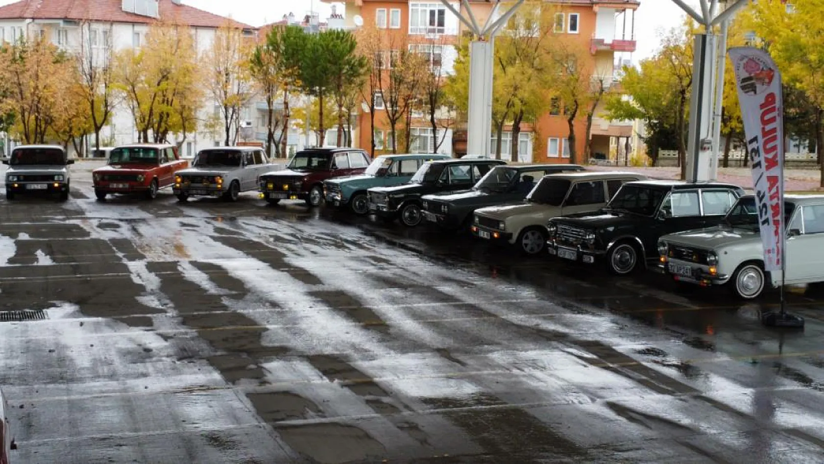 Erkeklerin nostaljik altın günü buluşması