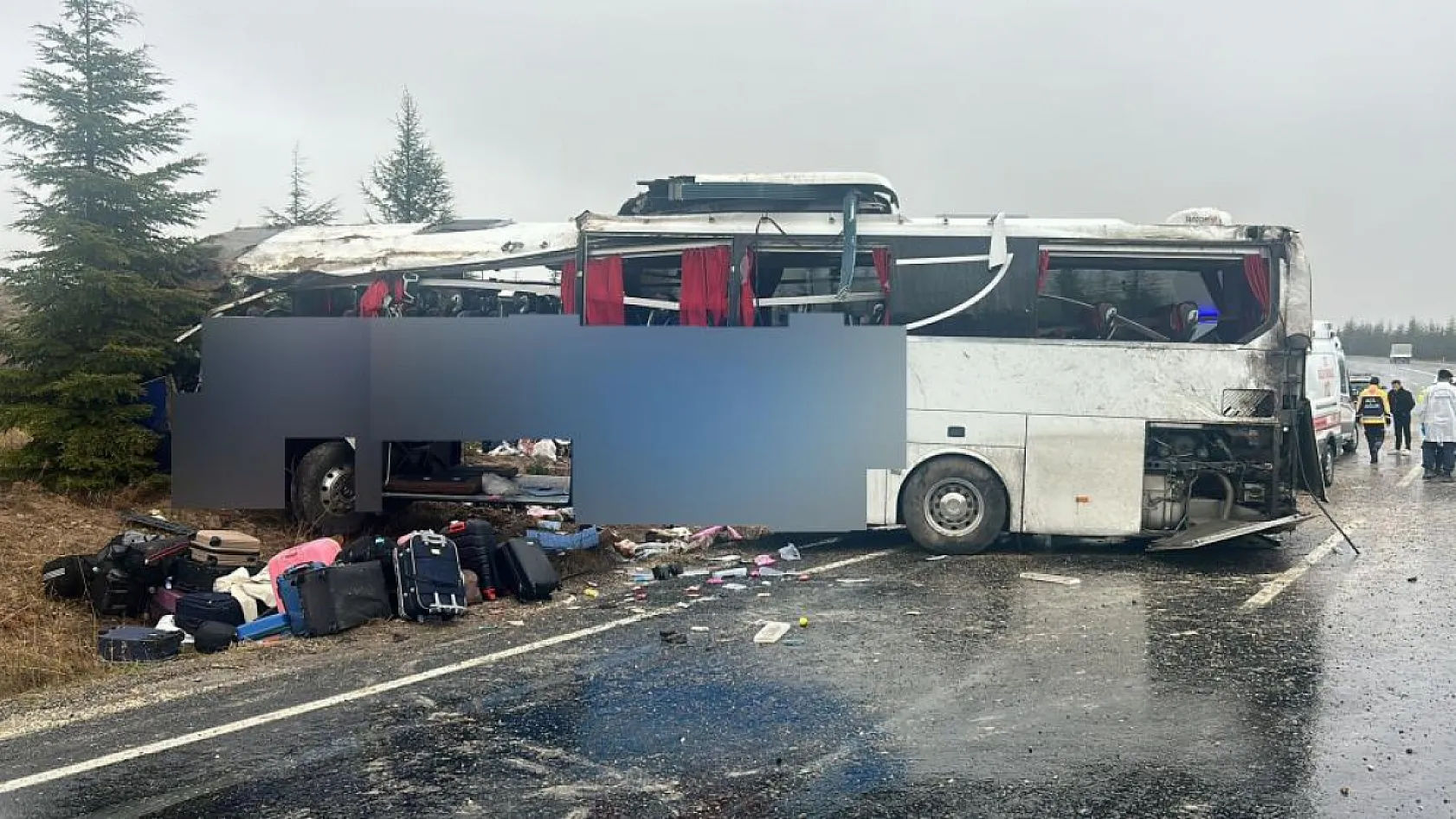Feci otobüs kazası: 1 ölü, çok sayıda yaralı