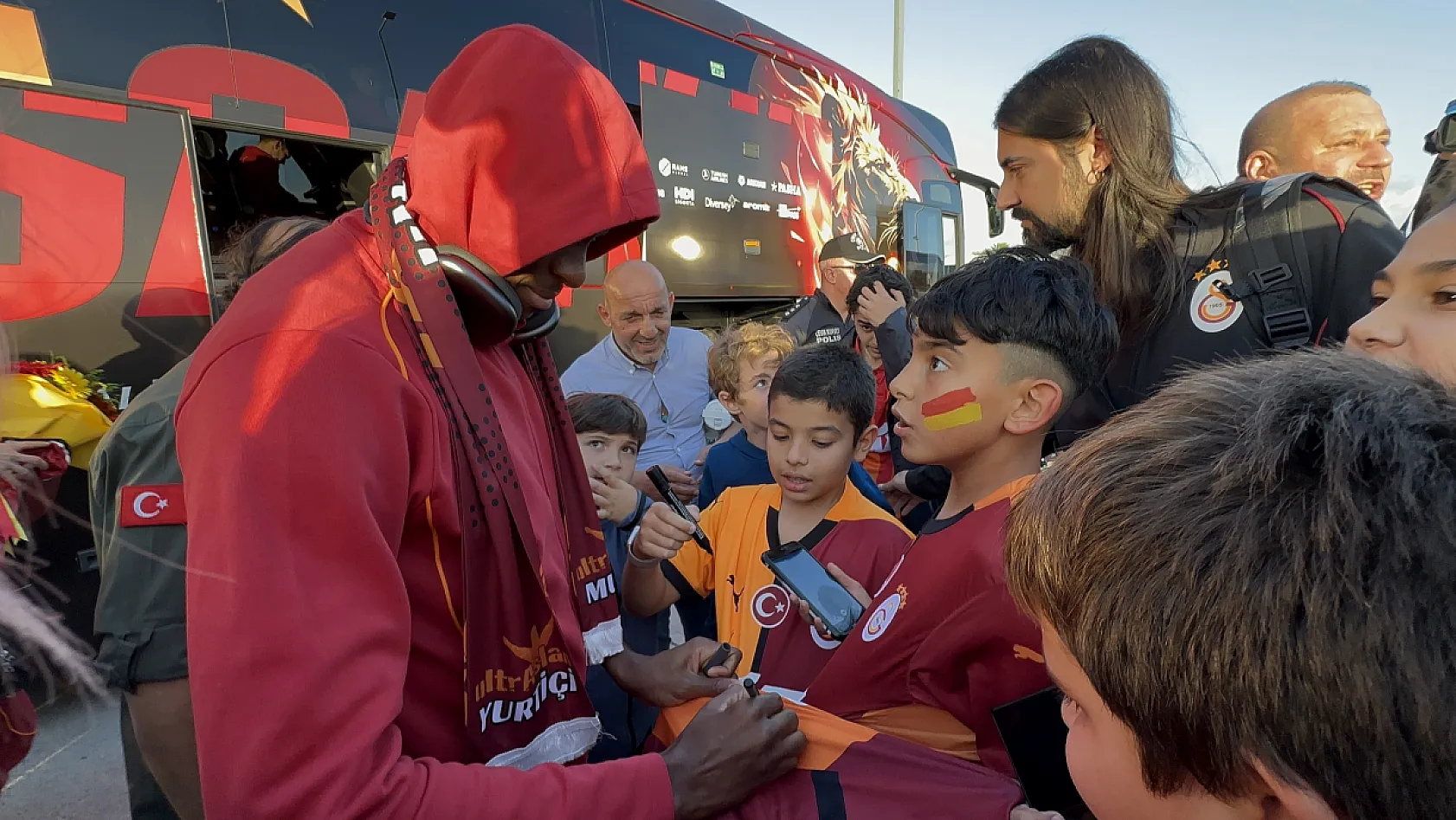 Galatasaray'a Bodrum'da coşkulu karşılama