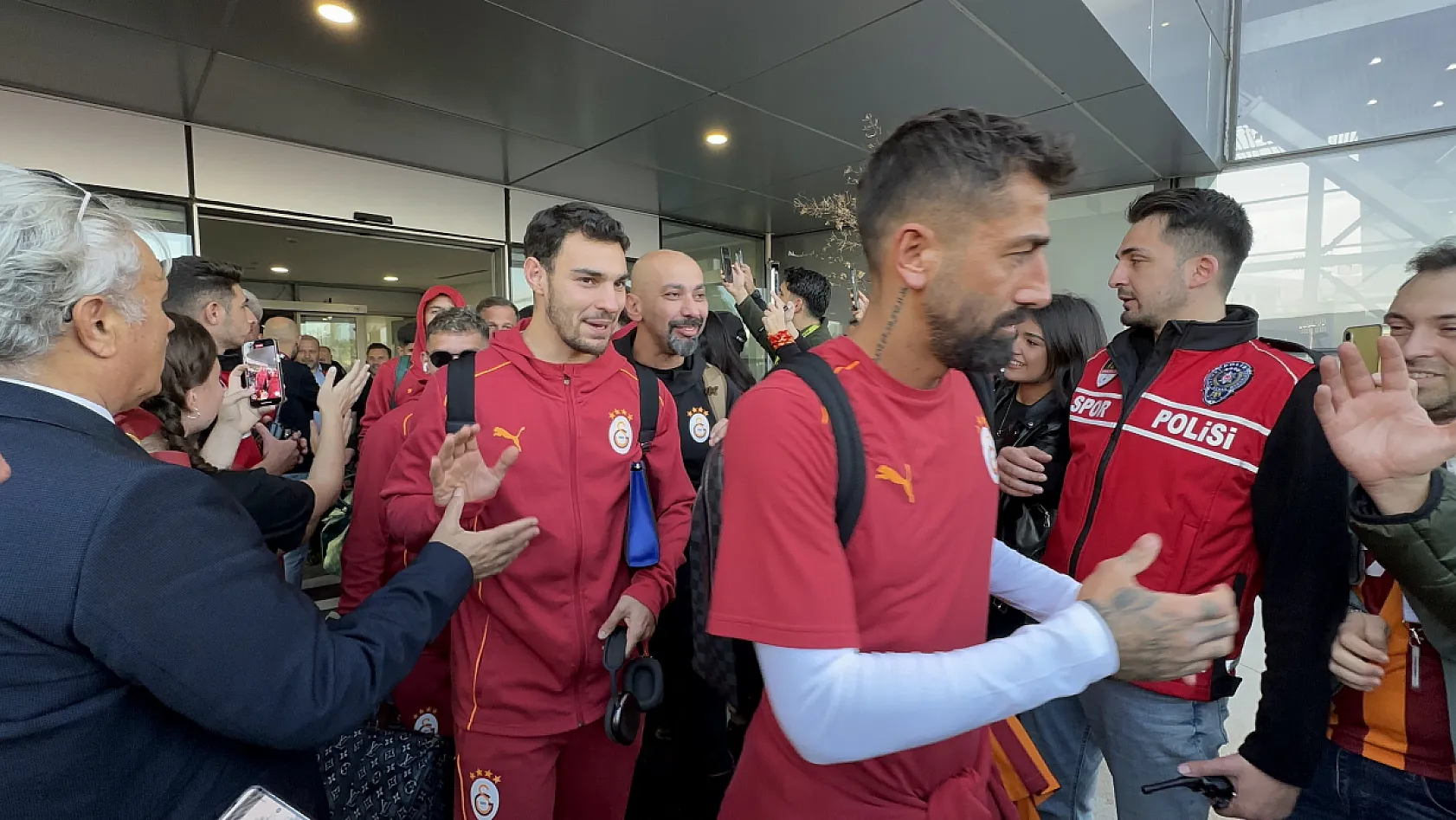 Galatasaray'a Bodrum'da coşkulu karşılama