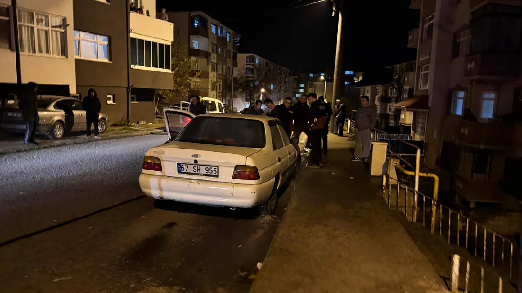 Park halindeki araç, sahibi vefat ettikten 1 ay sonra yandı