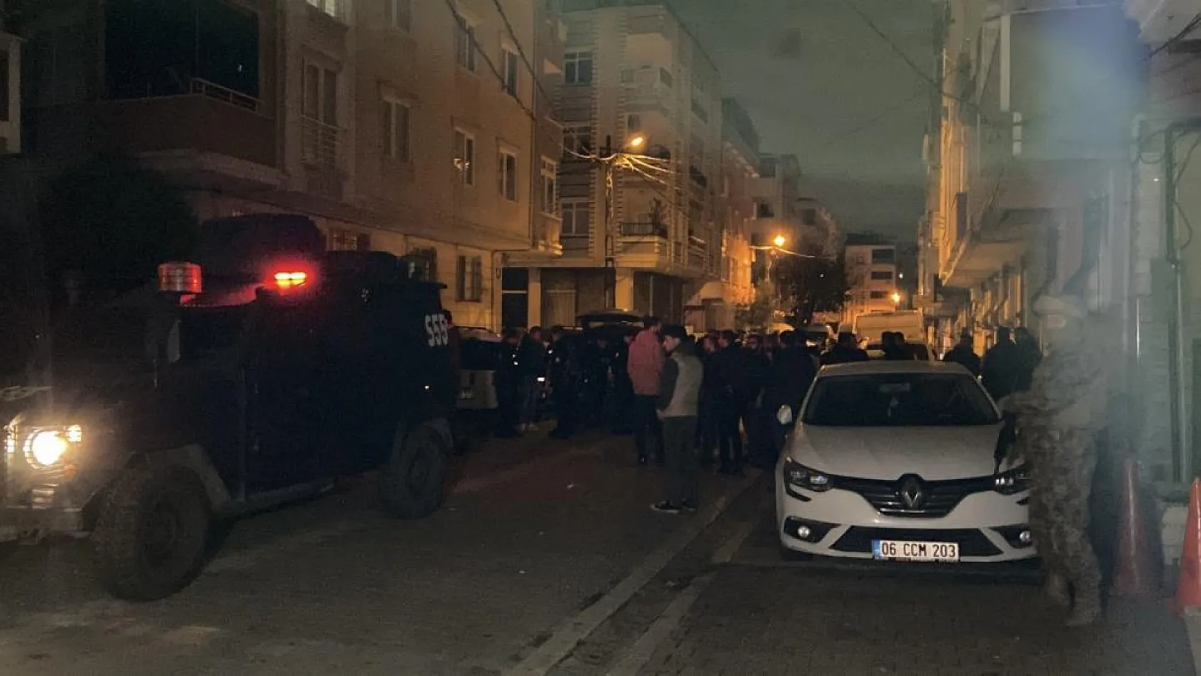 Çocuk istismarcısına operasyon düzenleyen polise silahlı saldırı
