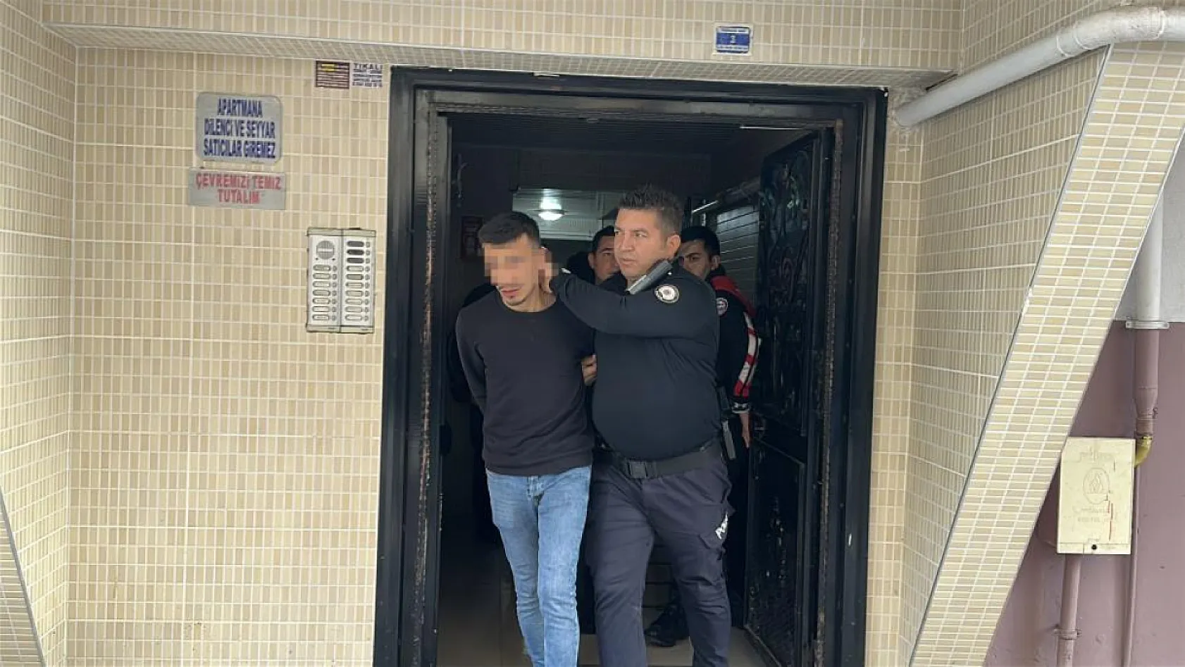 Enişte kayınbiraderini tabancayla vurdu