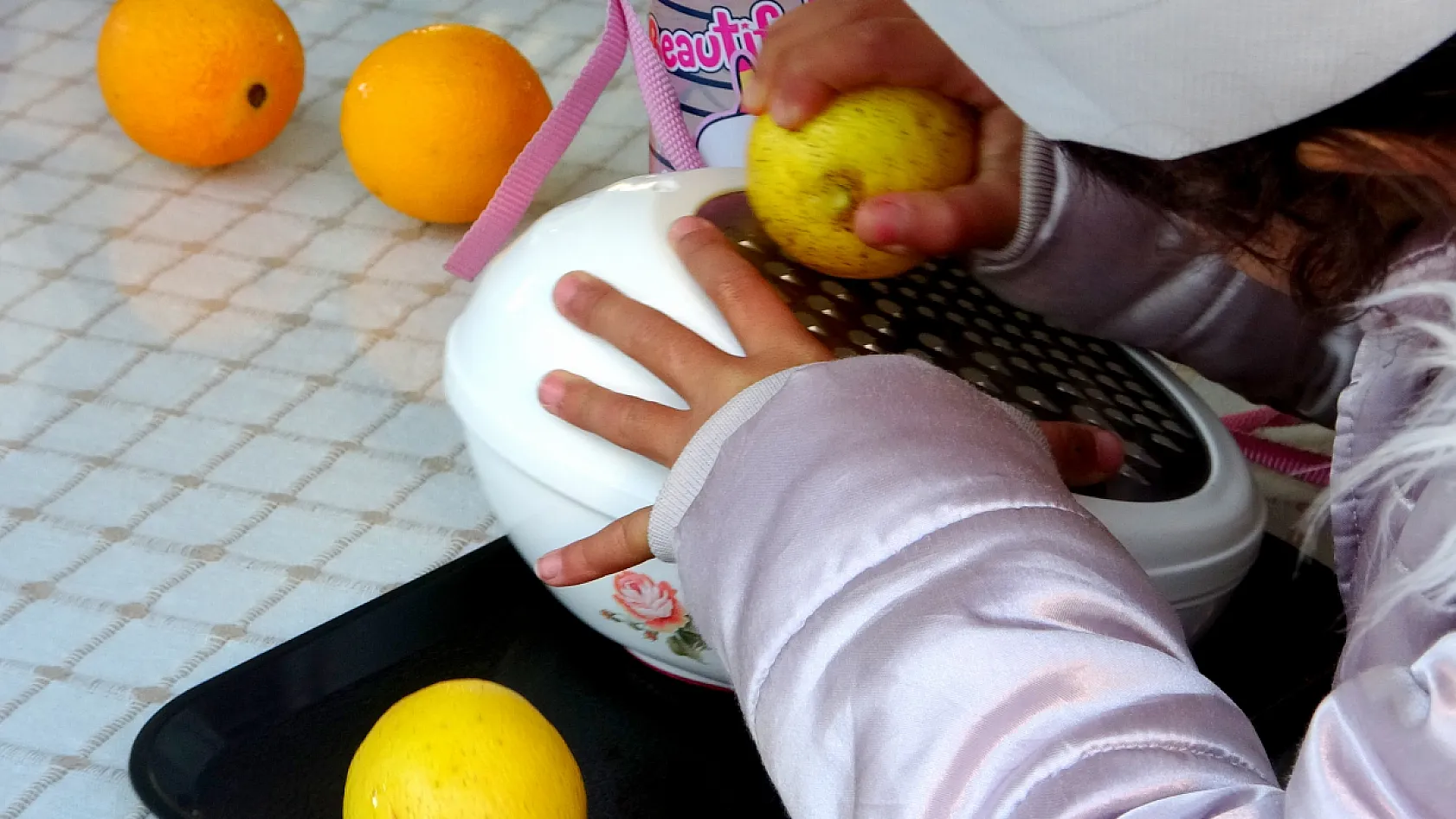 Muğla'da Yerli Malı Haftası'nda öğrencilere limonata eğitimi