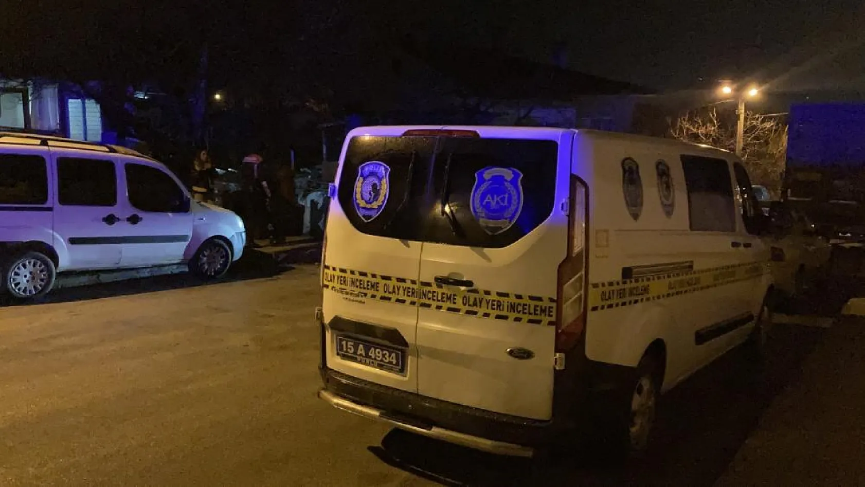 Evde av tüfeğiyle vurulmuş halde bulunan çocuk, hastanede hayatını kaybetti