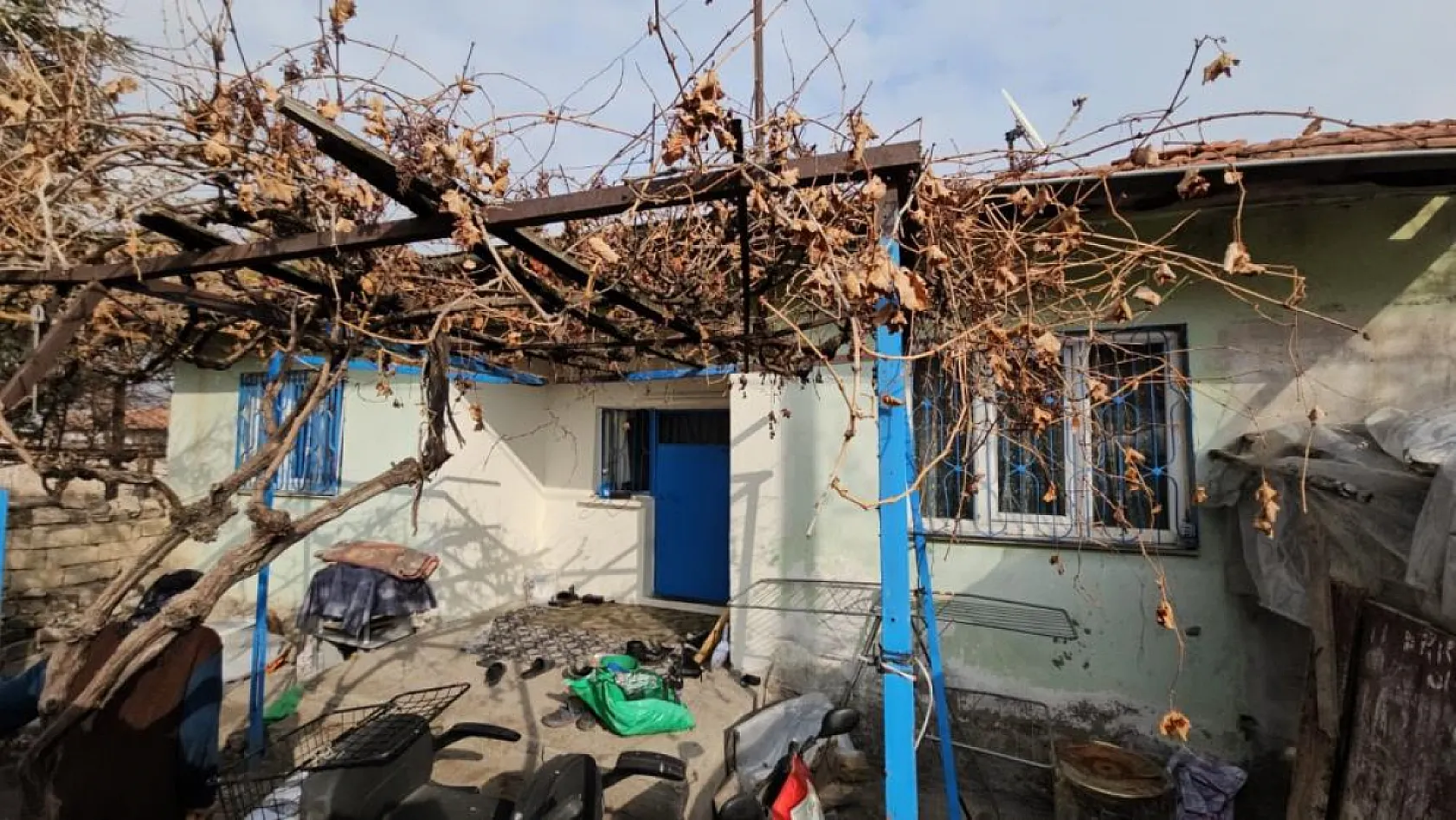 Soba faciası: 2 kardeş hayatını kaybederken anne ve 3 çocuğu tedavi altına alındı