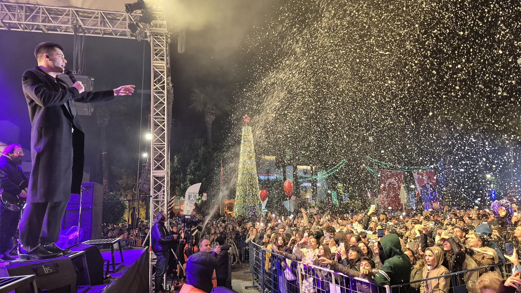 Bodrum yeni yıla coşkuyla girdi
