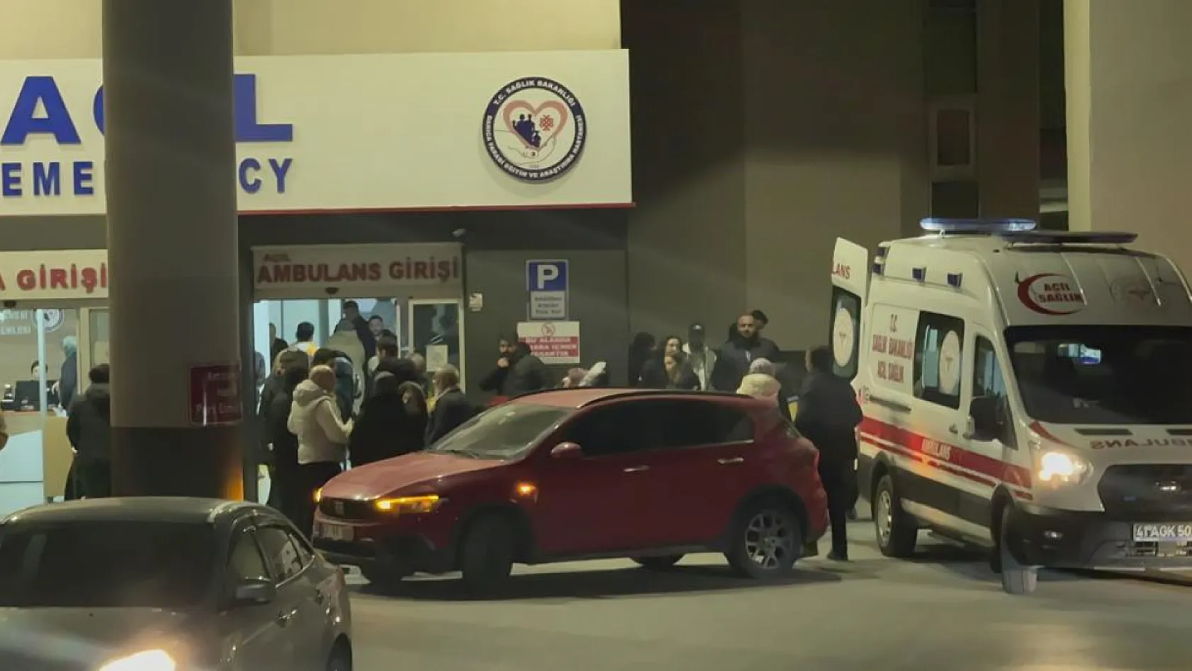 Trafo onarımı sırasında 2 personelin yüzü ve kolu yandı