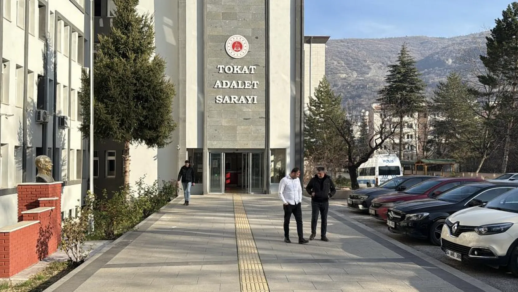 Bir sivilin öldüğü 5'i asker 6 kişinin yaralandığı olayda dikkat çeken tüp detayı