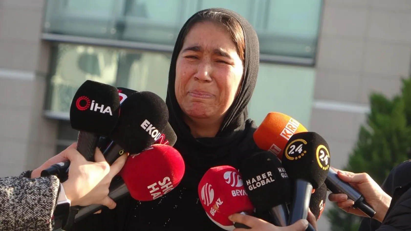 Şirin Elmas'ın annesi: 'Ben yaşamıyorum, kızımla beraber öldüm'