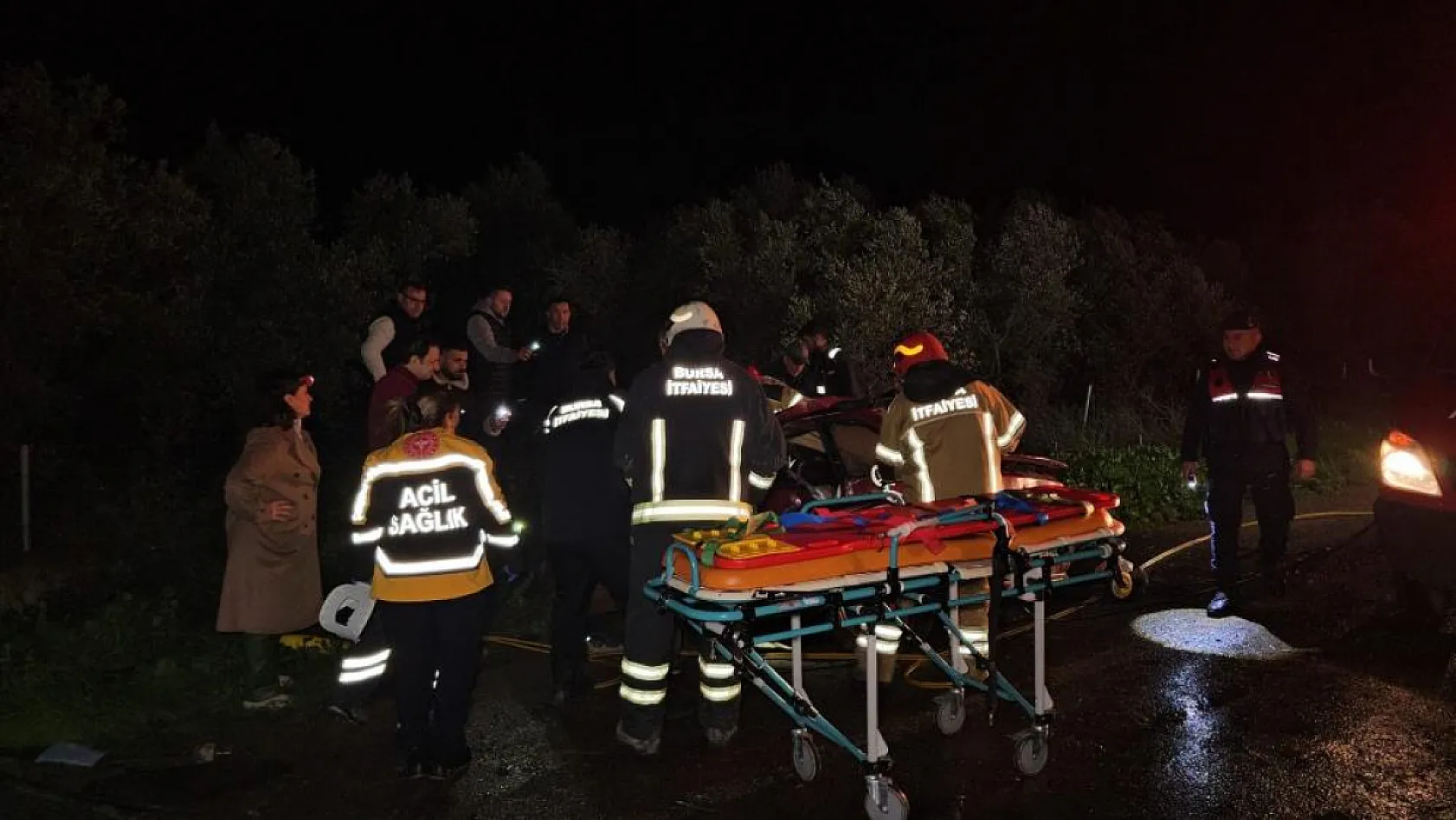 Otomobil ile tırın çarpıştığı kazada 1 kişi hayatını kaybetti
