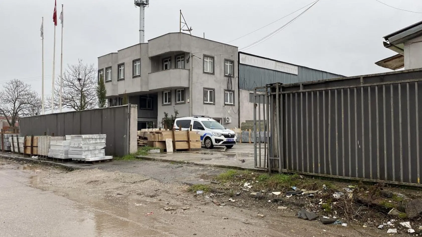 7 metre yükseklikteki vinçten düşen işçi hayatını kaybetti