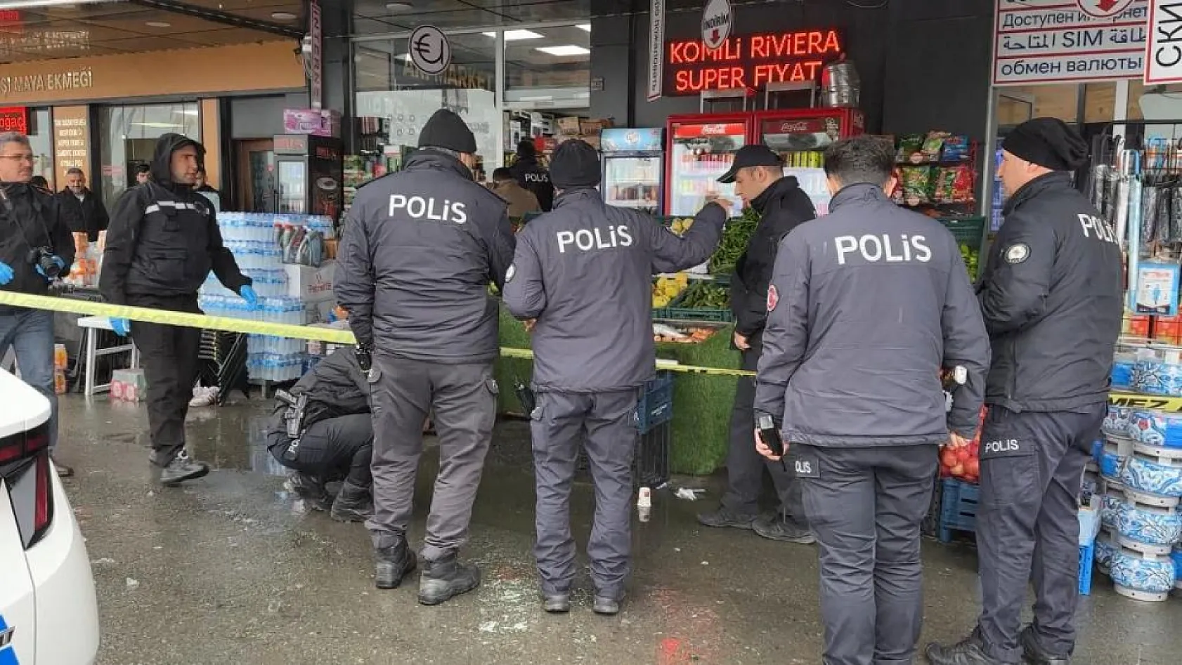 Rizeli anne, oğlunu 'darp etti' diye market çalışanını silahla vurdu