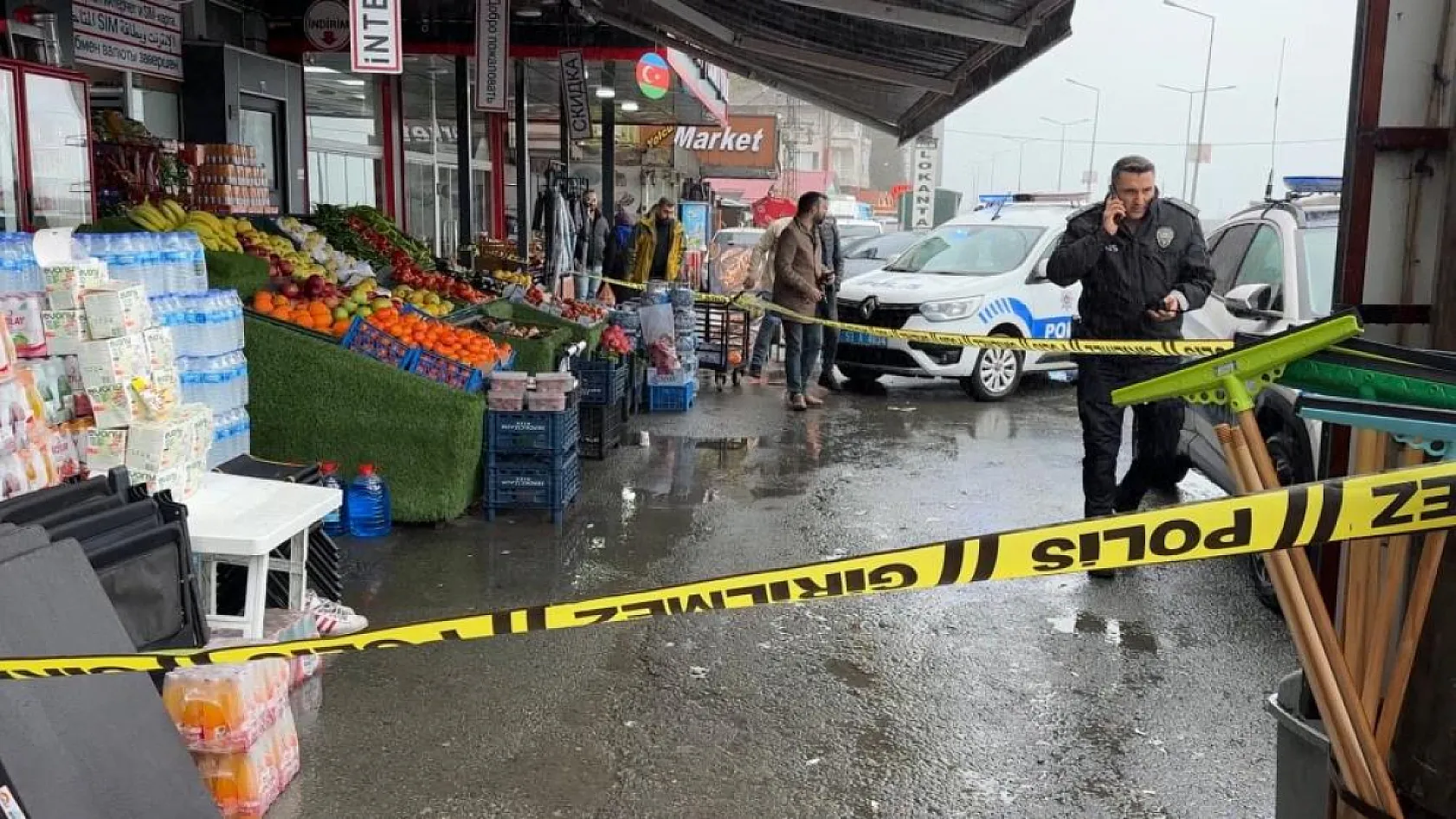 Rizeli anne, oğlunu 'darp etti' diye market çalışanını silahla vurdu