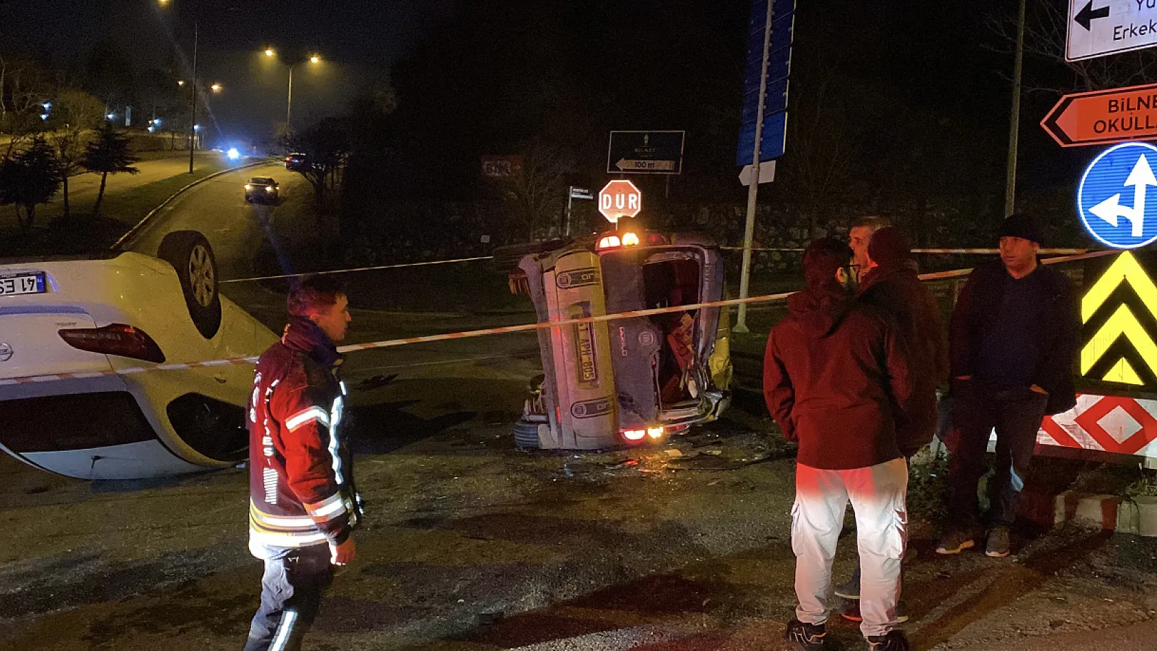 Çarpışan 2 araç takla attı: 4 yaralı