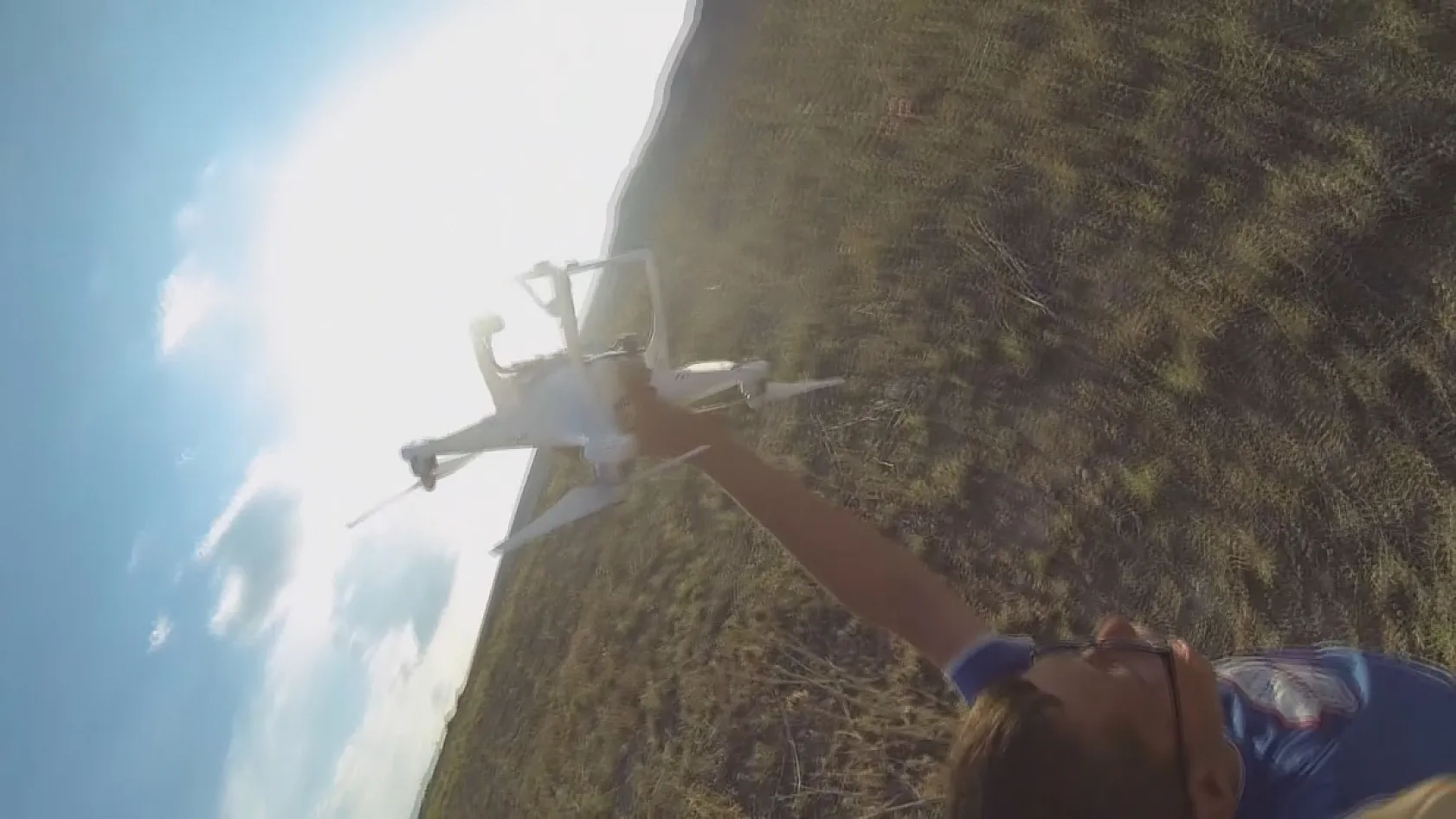 Köydeki Çocukların Düşen Dron Şaşkınlığı Kamerada