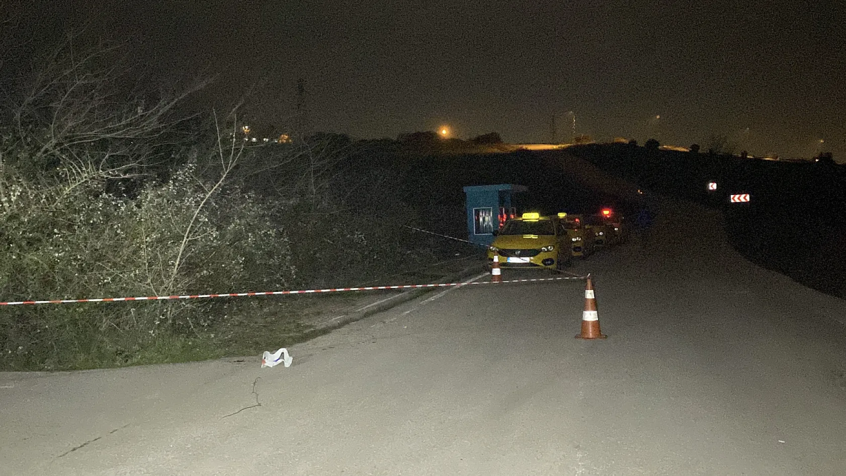 Taksici yol kenarında boğazı kesilmiş halde bulundu