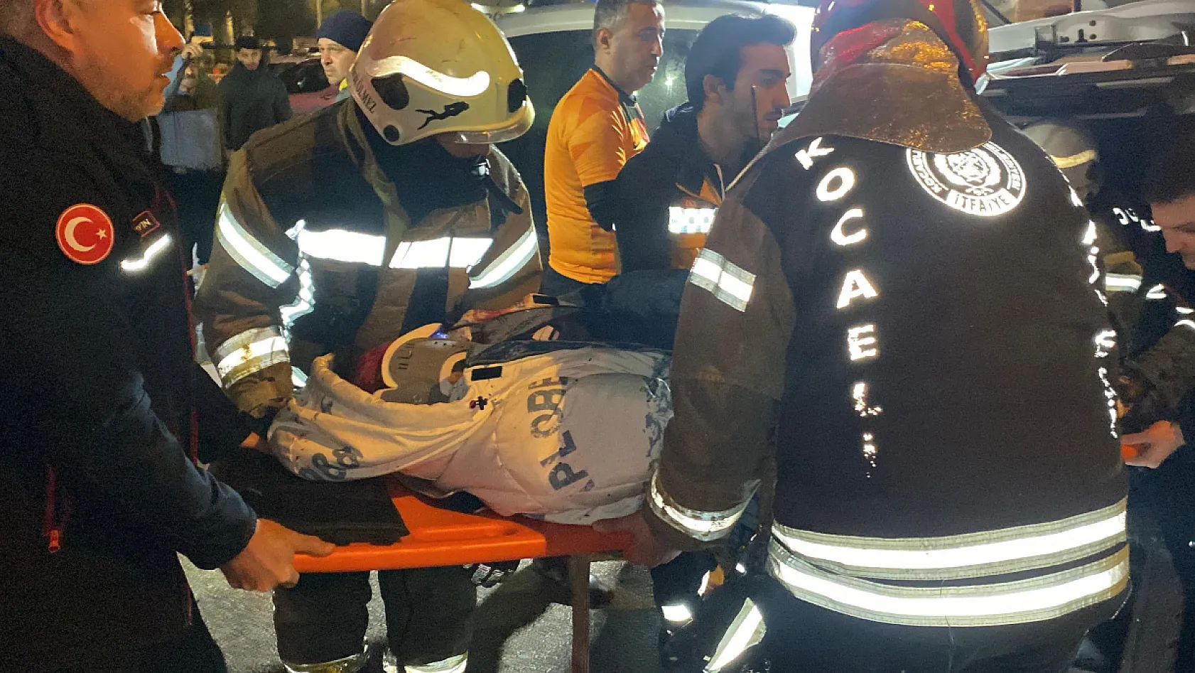Ters yöne giren alkollü sürücü dehşet saçtı 4 yaralı