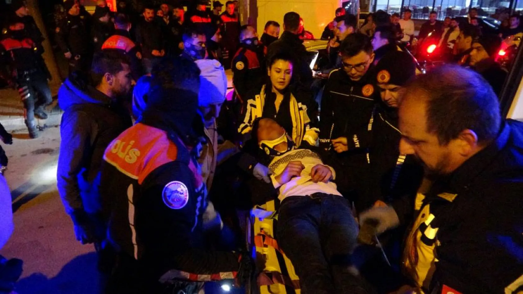 Çuval dolusu tabancayla polisten kaçtı, kaza yapınca yakalandı