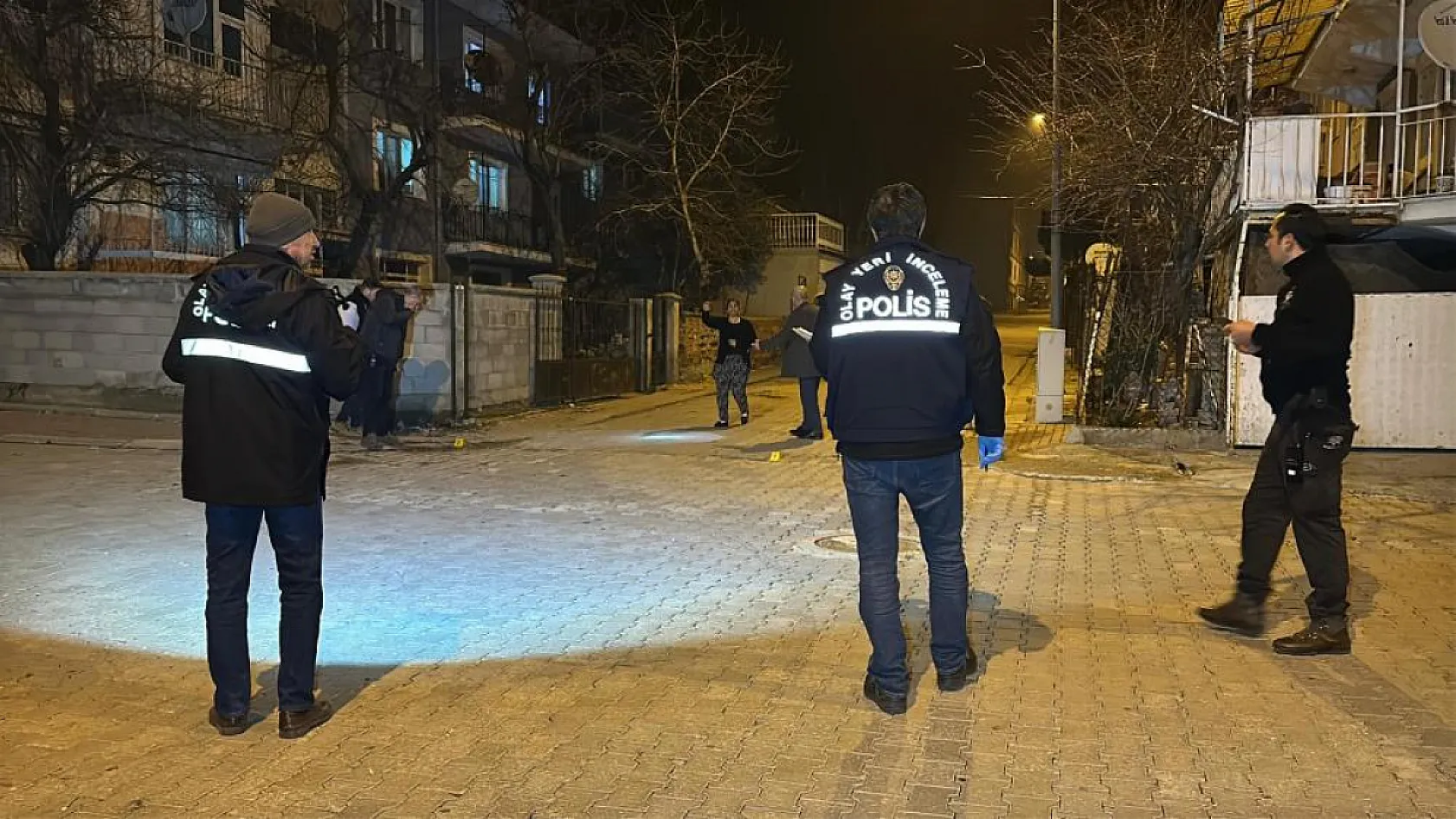 Silahlı saldırı düzenlenen araçtaki 12 yaşındaki çocuk hayatını kaybetti
