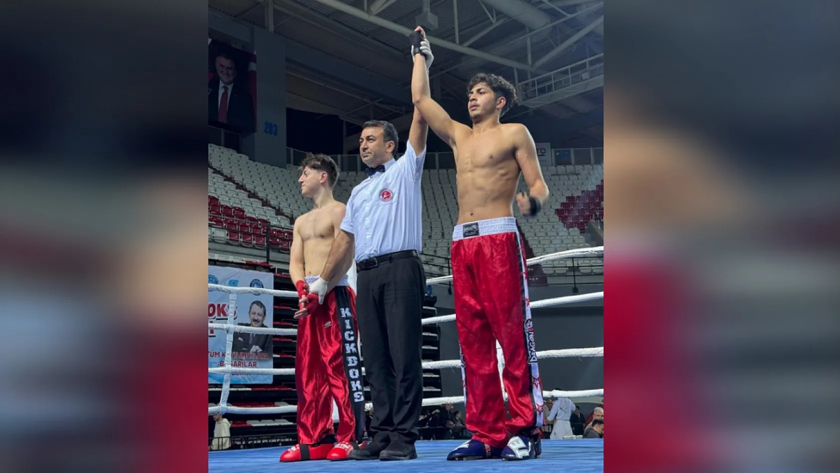 Fethiyeli sporcu Kick Boks'ta Türkiye üçüncüsü oldu