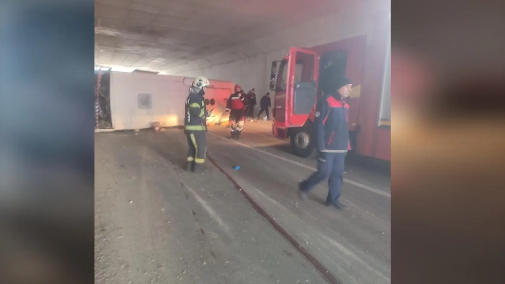 Denizli'de işçi servisi devrildi: 4 ölü, 19 yaralı