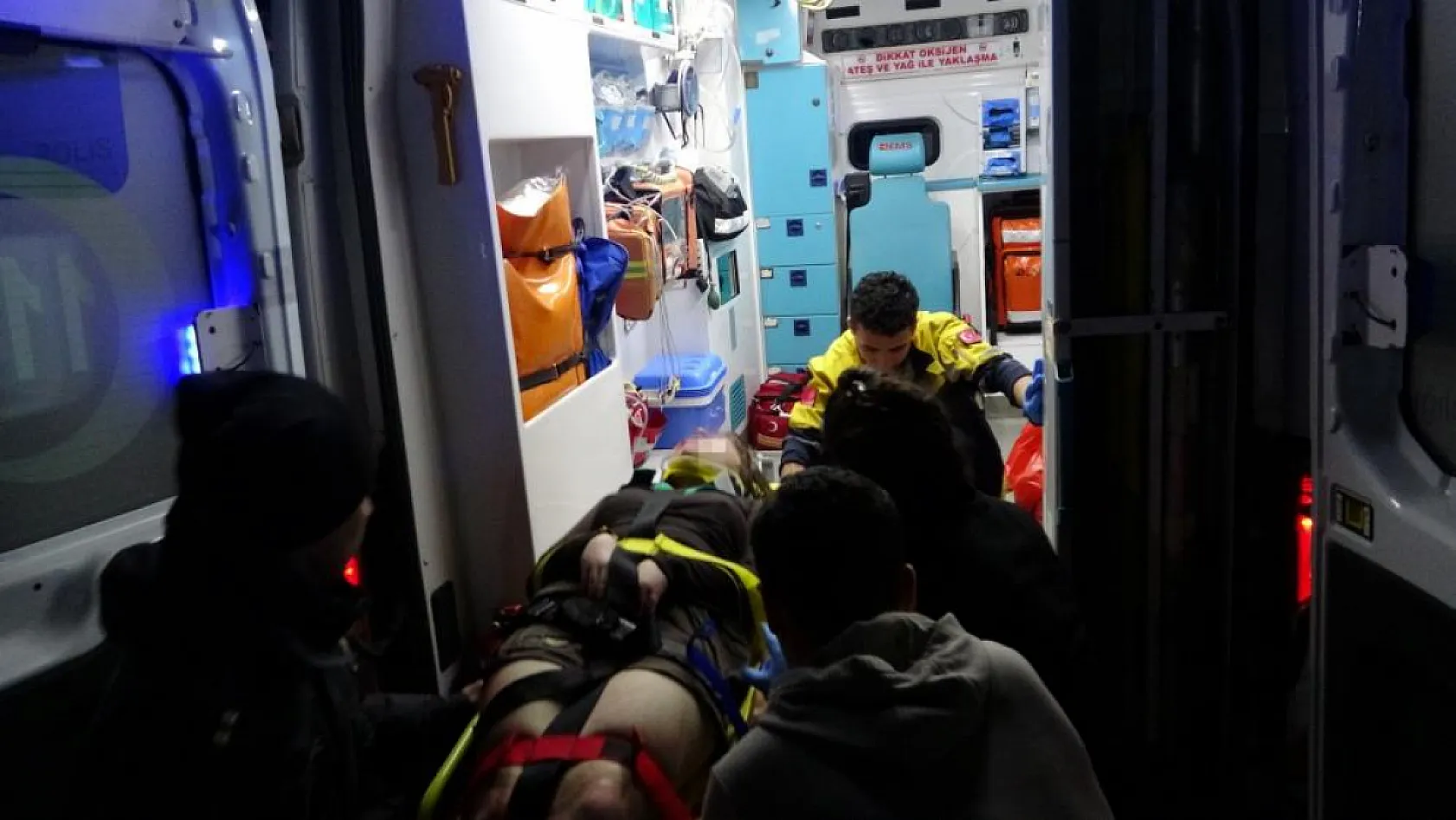 Falezlerden düşen 15 yaşındaki kızın yardım çığlıkları geceyi inletti