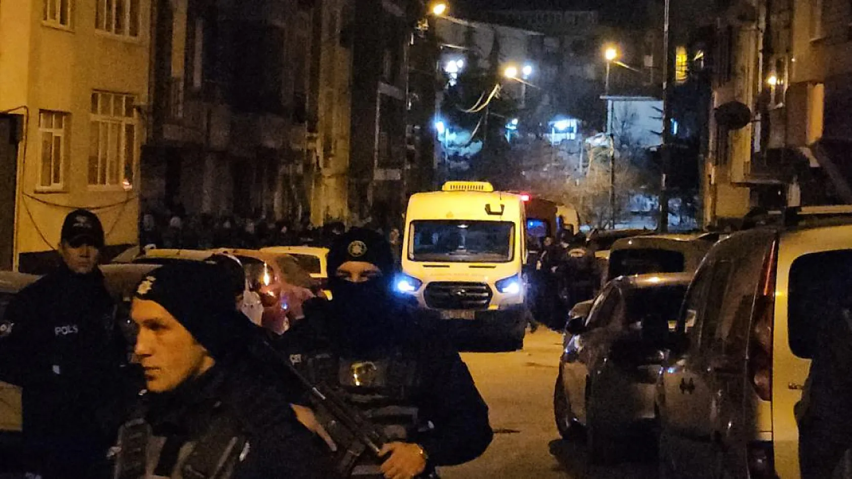 İstanbul'da aile faciası: Annesini, babasını, kardeşini ve babaannesini öldürdü