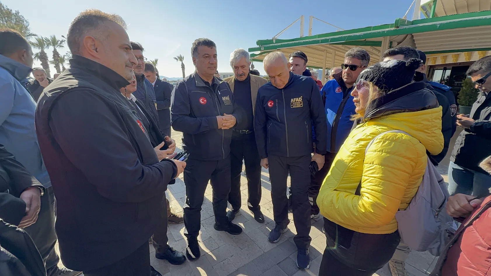 Prof. Dr.Tatar: 'Dalgaların kıyılarımızda yıkıcı bir etki oluşturmayacağını söyleyebiliriz'