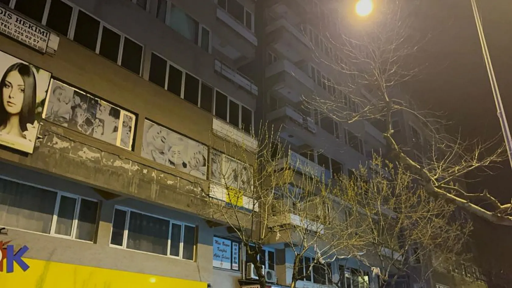 Yangın sonrası havalandırmak için girdikleri odada ceset buldular