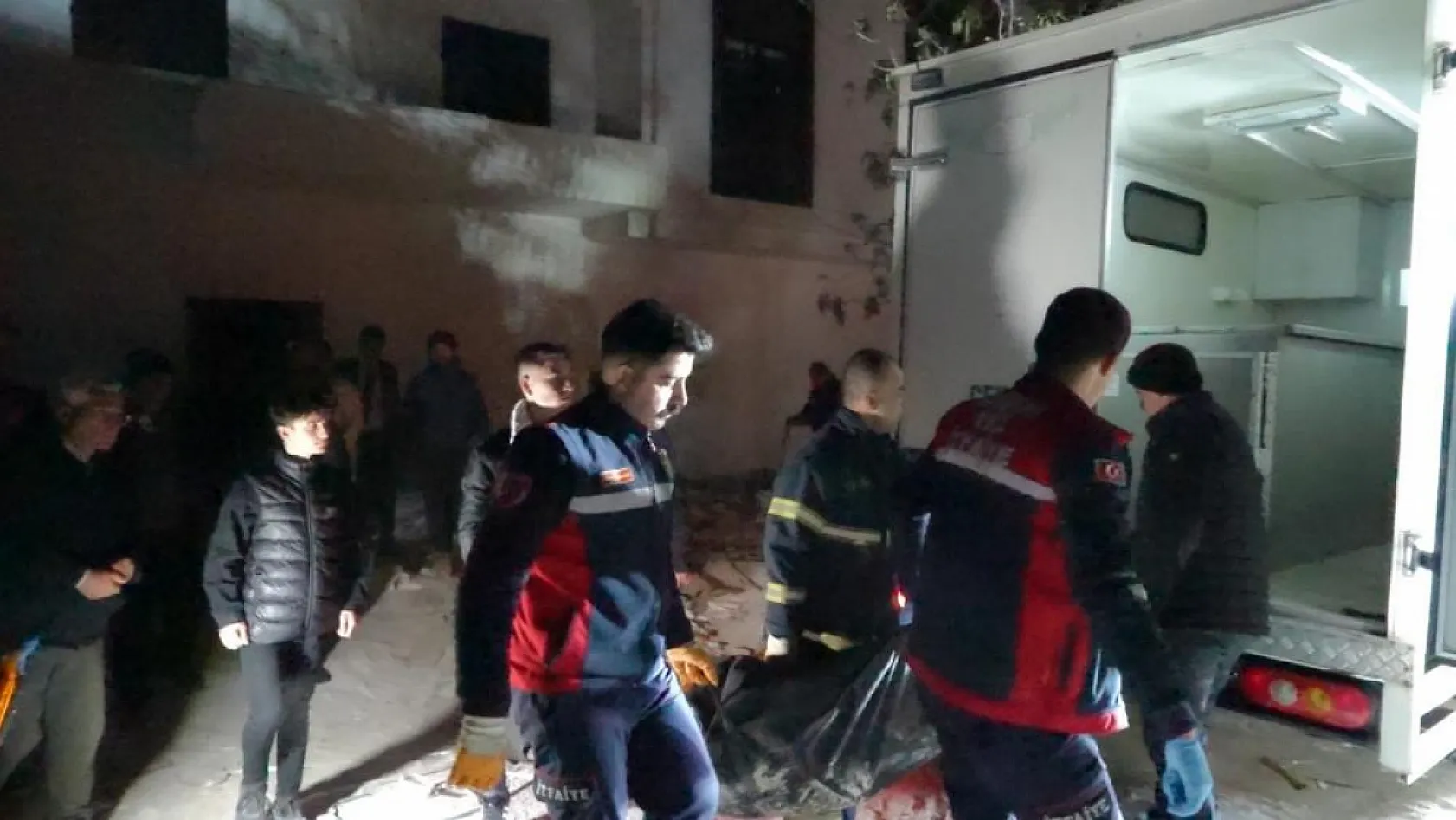 Burdur'da feci olay! Asansör boşluğuna düşen yaşlı kadın hayatını kaybetti