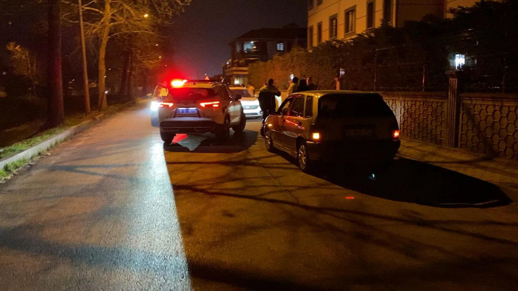 Uygulamadan kaçan alkollü sürücüden polislere, 'Amerikan polisi misiniz?'