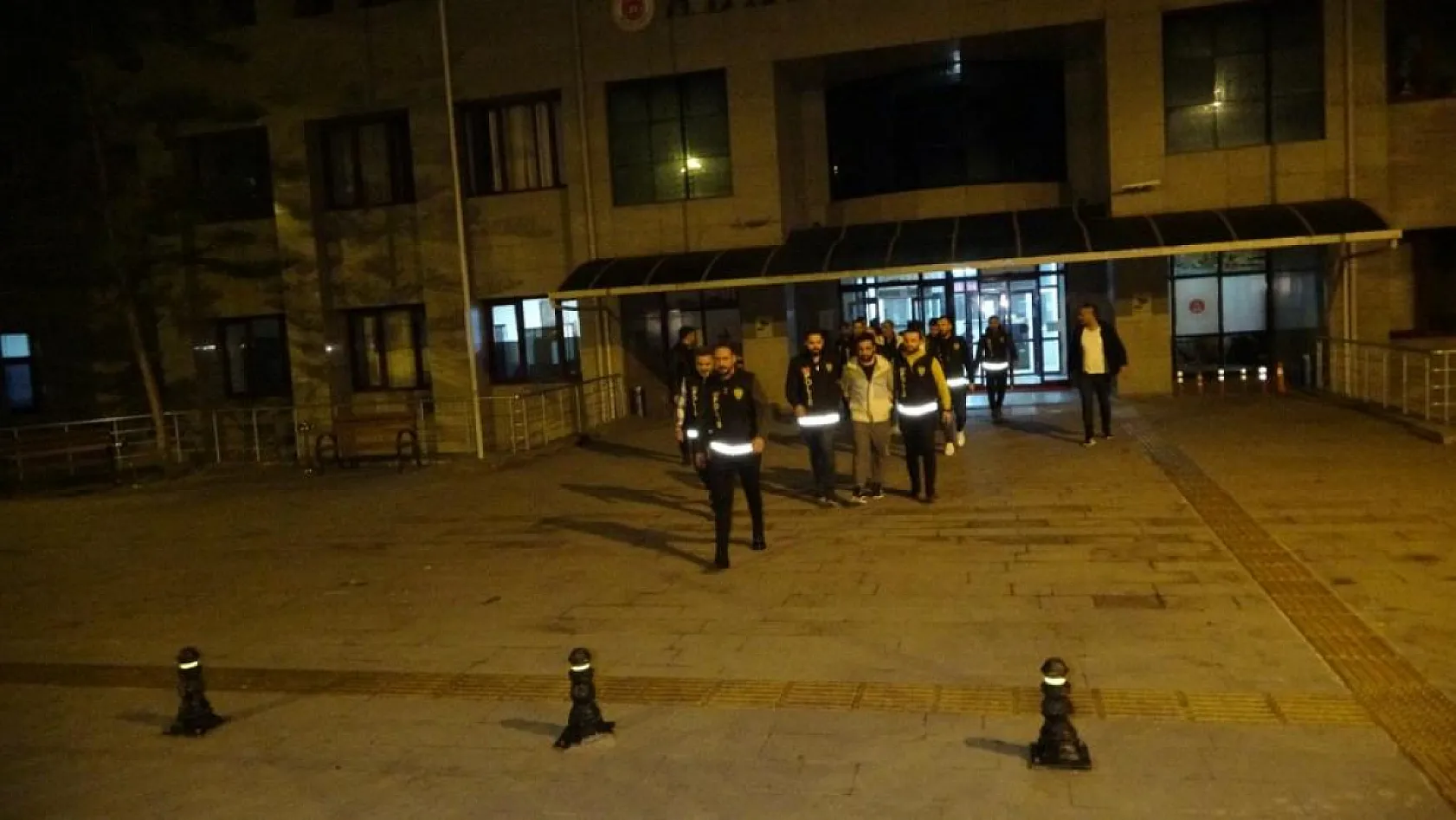 Ormanlık alanda 4 yıl önceki kesik baş cinayetinde gencin 'define' kurbanı olduğu ortaya çıktı