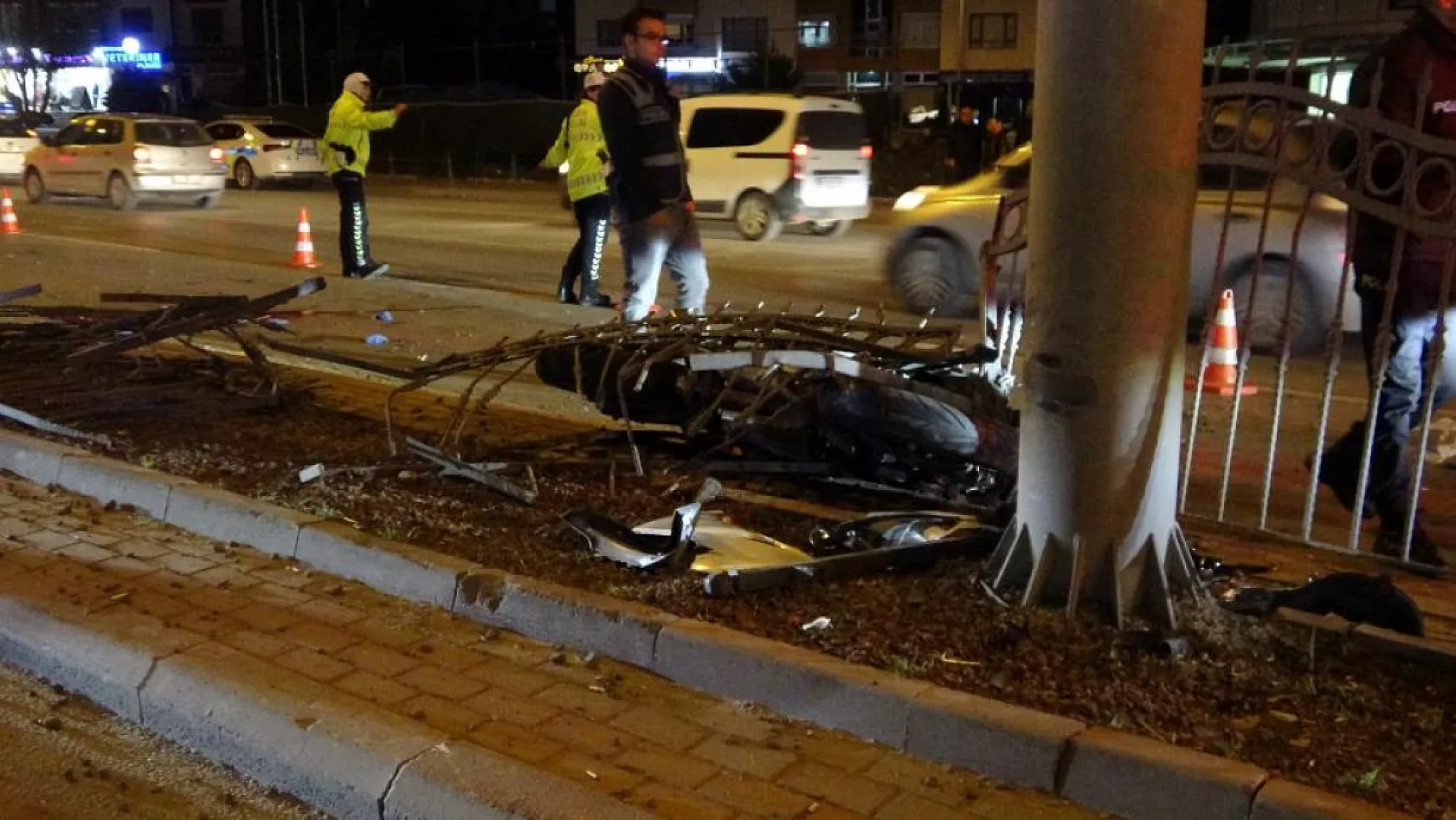 Motosiklet yarışı faciası! 1 ölü, 1 ağır yaralı