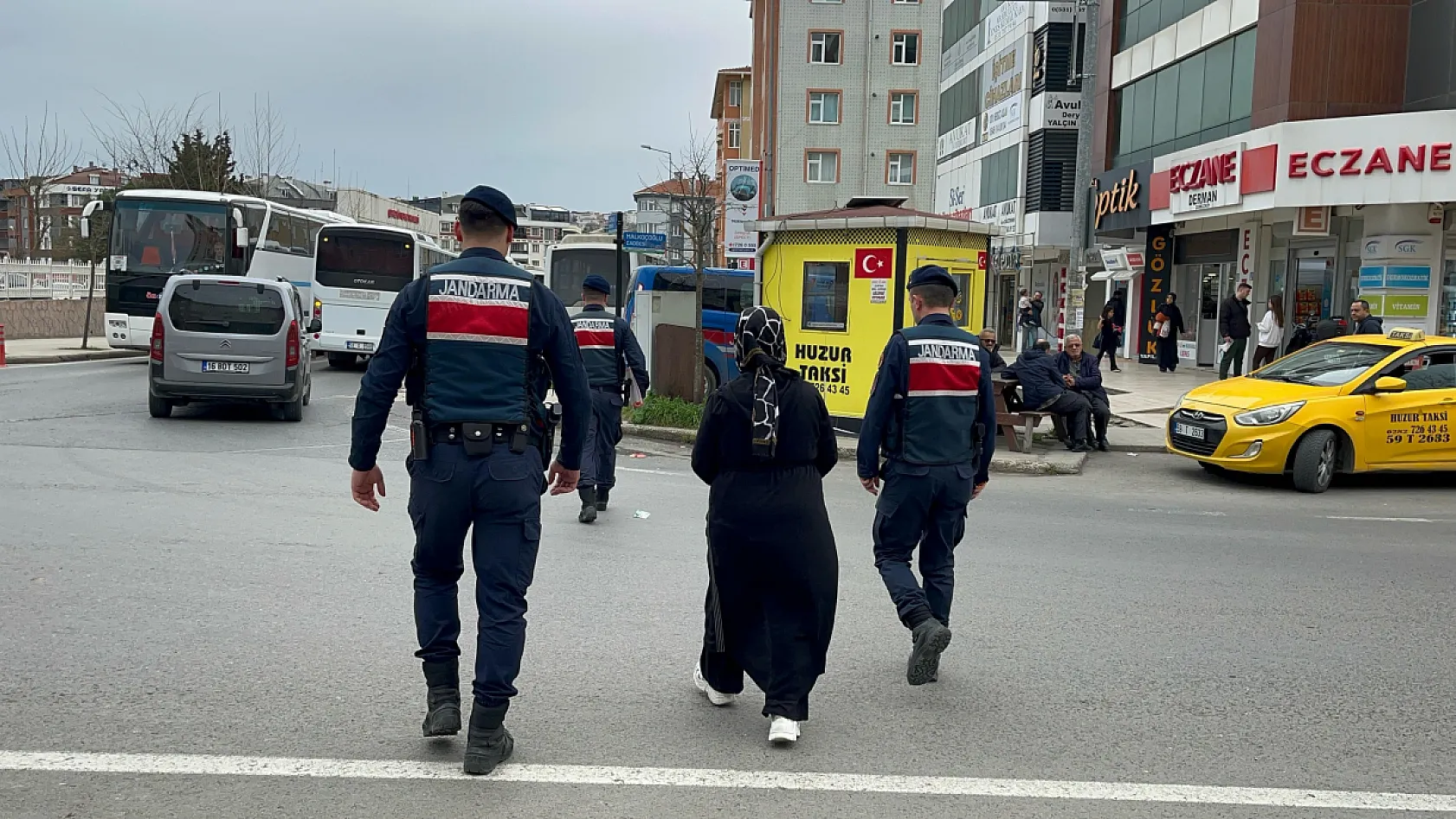 Sokak ortasında kız kaçırma olayında tutuklu sayısı 3'e çıktı