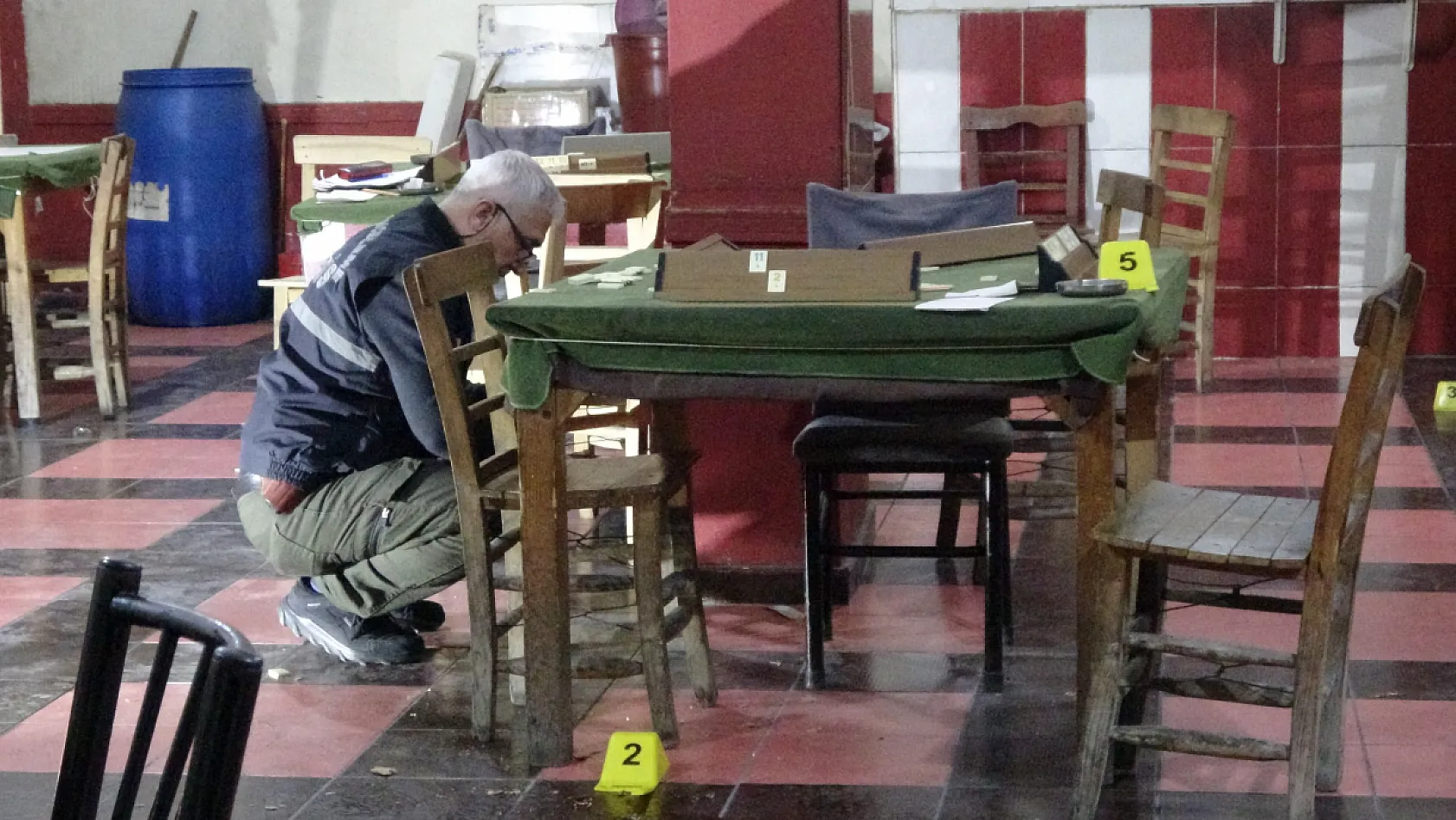 Çifte cinayetin nedeni 8 çeyrek: Çift tabancayla poz verip tabut emojili paylaşım yapmış