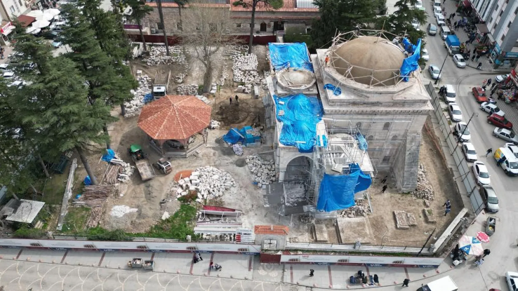 Eski fotoğraflarda vardı, gerçek oldu! Tarihi kalıntılar şaşırttı
