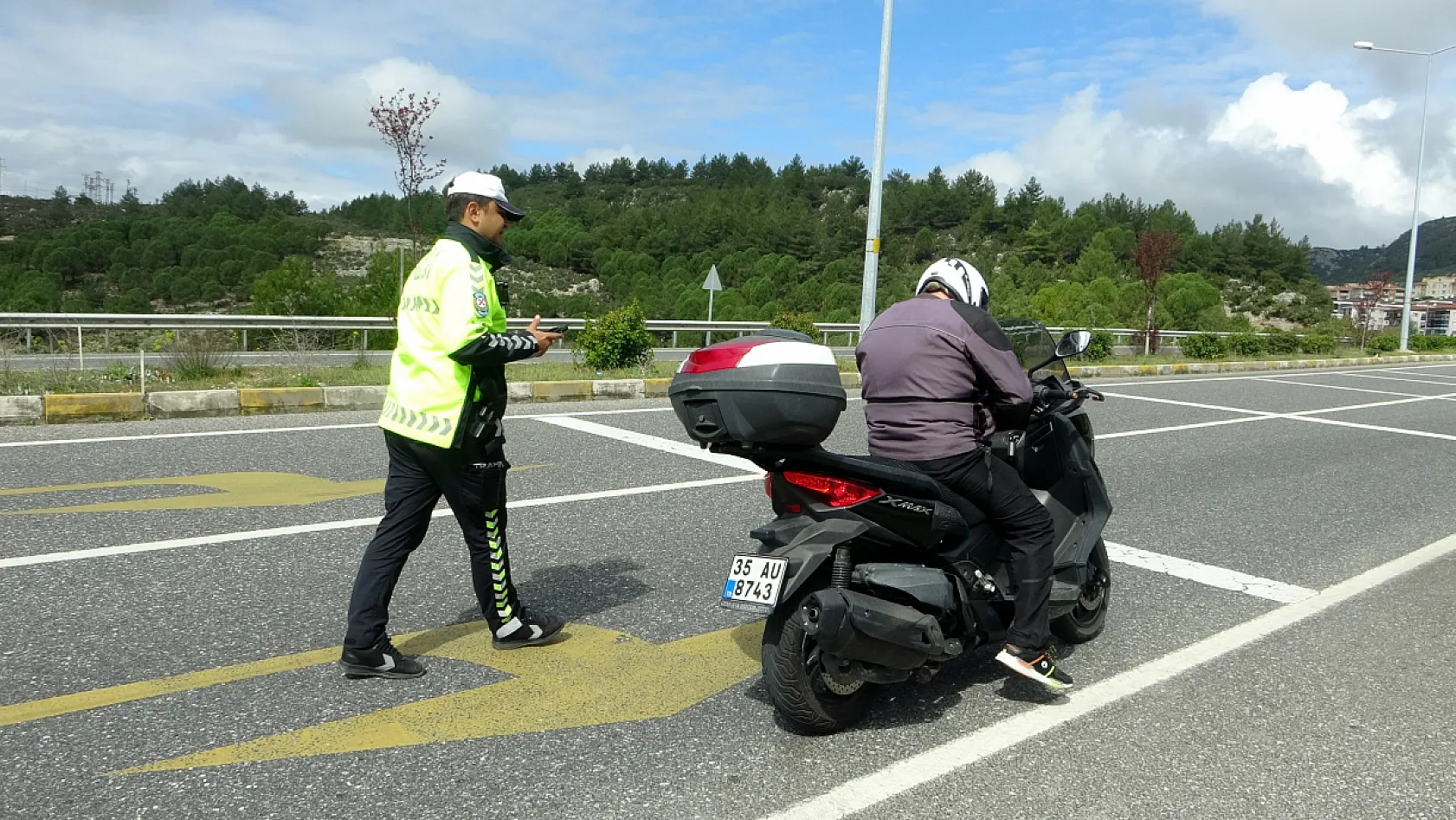 Muğla'da Ramazan Bayramı trafik denetimlerinde 2 bin 656 sürücüye işlem yapıldı