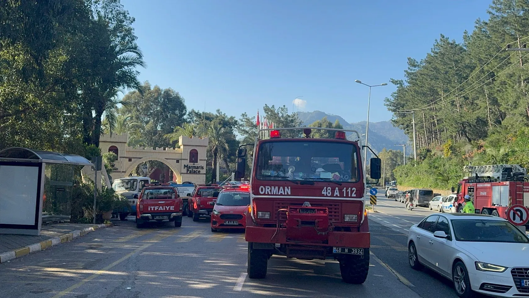 Marmaris'teki otel yangınında 5'i çocuk 17'si yabancı uyruklu 24 kişi etkilendi