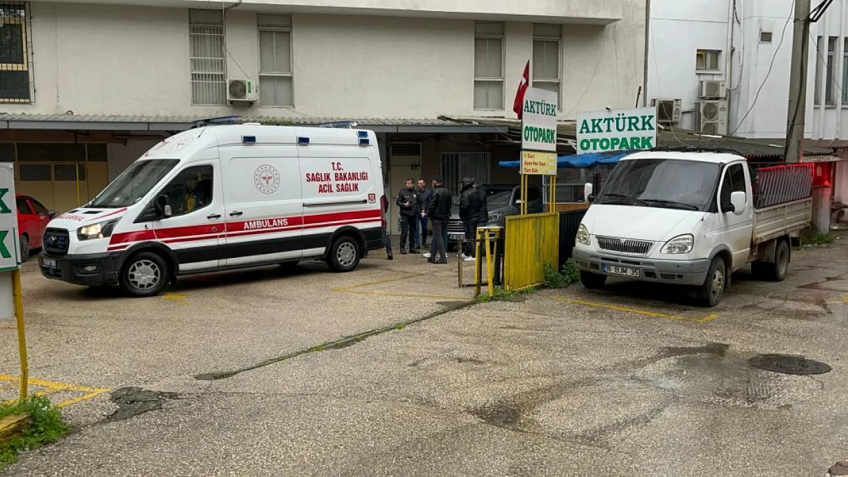 Motosikletle gelip defalarca ateş etti