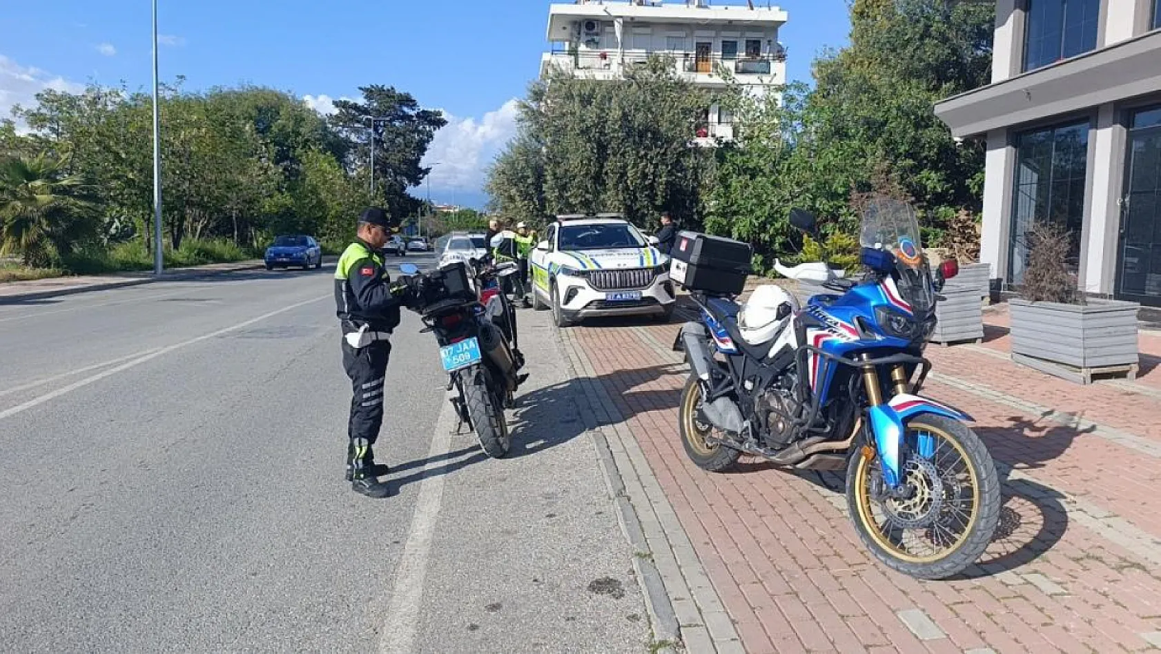 Böylesi ilk defa görüldü, motosikletini sakladığı yer jandarmayı bile şaşkına çevirdi