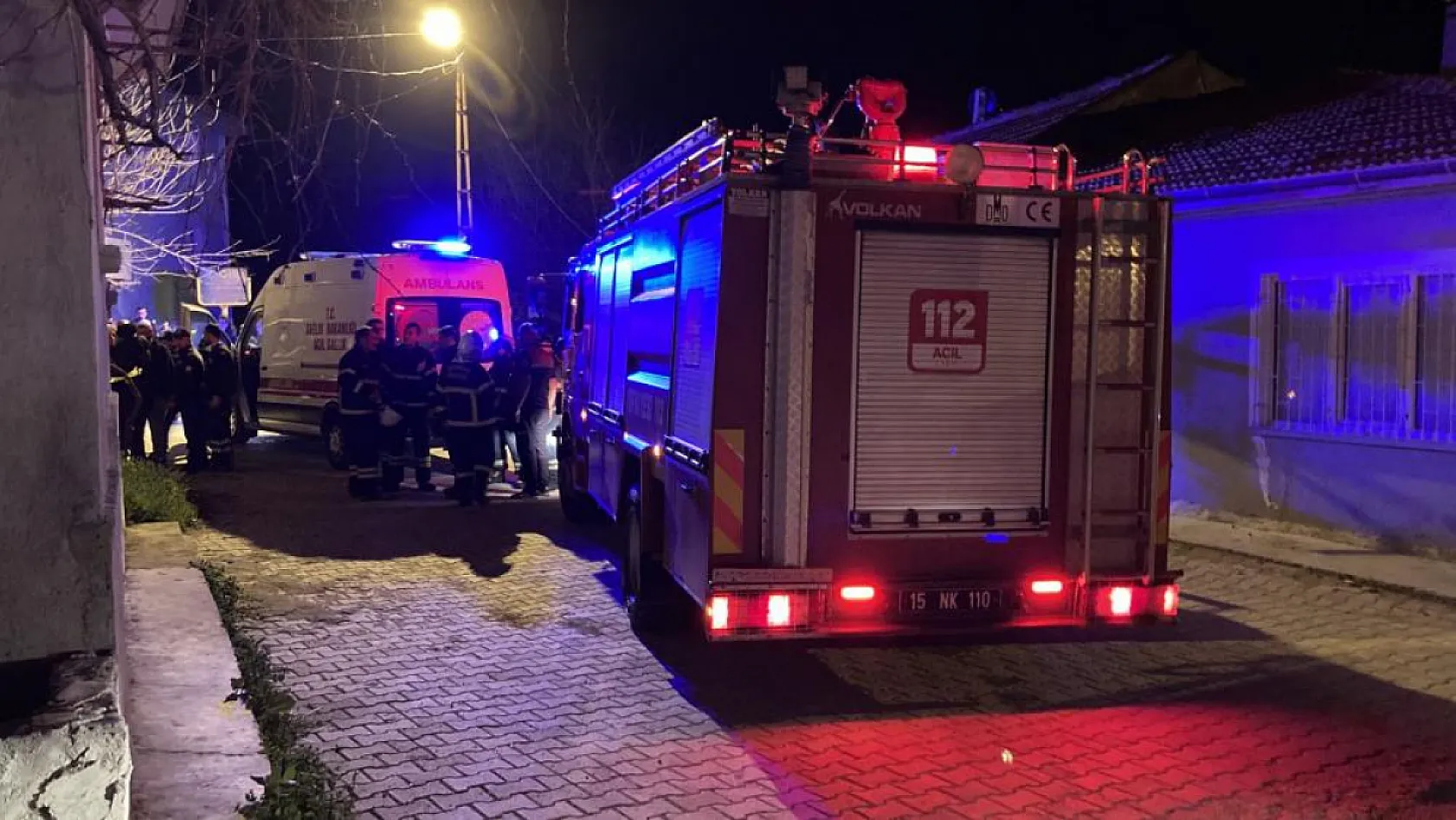 Yaşlı adamın acı sonu! Kalp krizi sonrası çıkan yangında can verdi