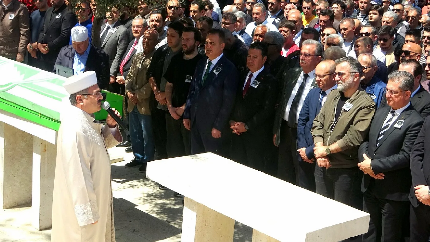 Muğla basınının duayeni Cüneyt Erdan'a veda