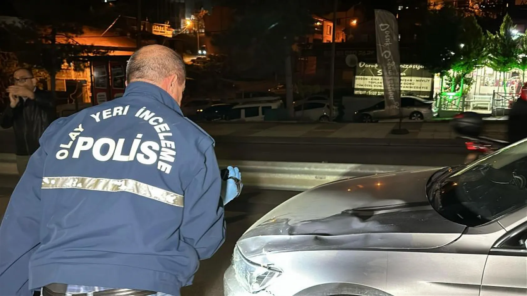Feci kaza! Karşıya geçmeye çalışırken canından oldu