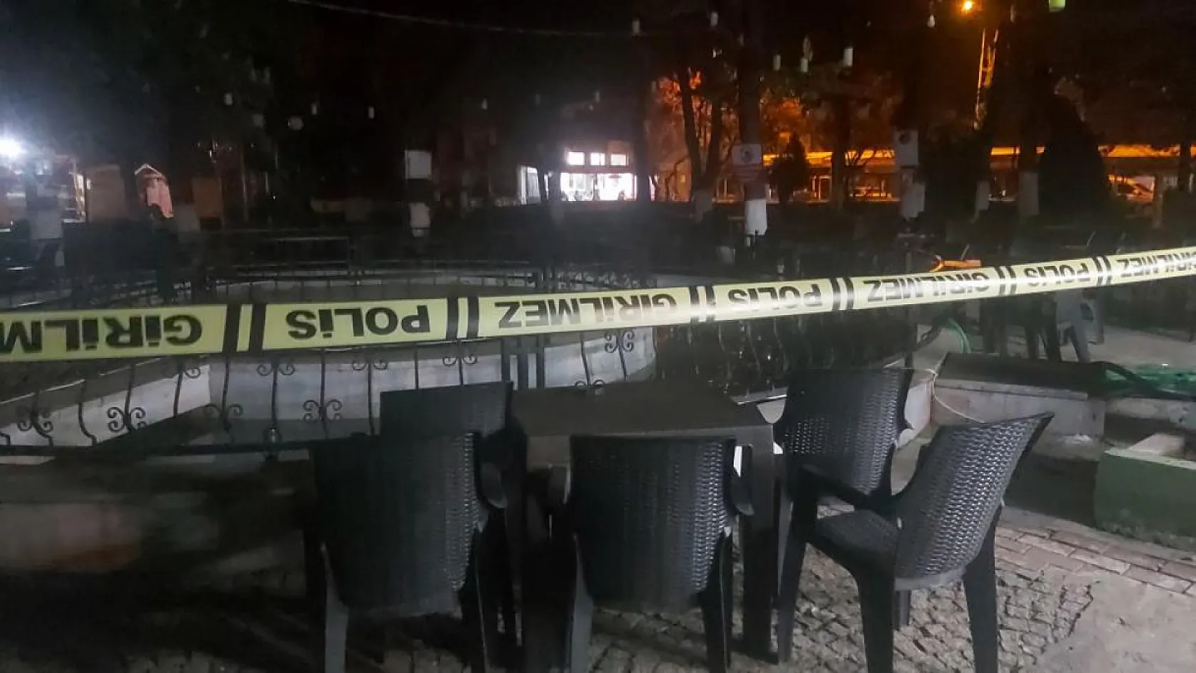 Süs havuzunda elektriğe kapıldılar: 1'i çocuk 4 yaralı