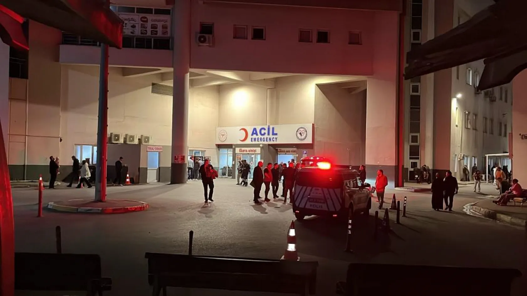 Tır, hastane otoparkına daldı: Sürücü alkollü çıktı, araçta ise uyuşturucu bulundu