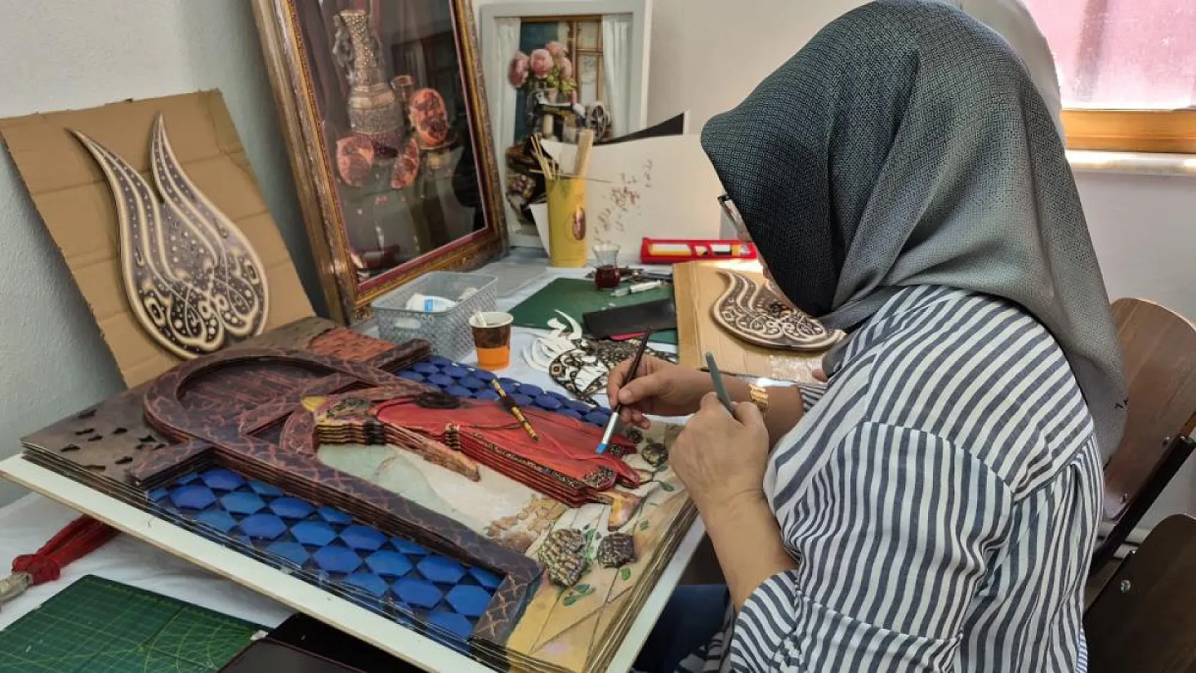 Rölyef, ev hanımlarının ve emeklilerin yeni tutkusu oldu