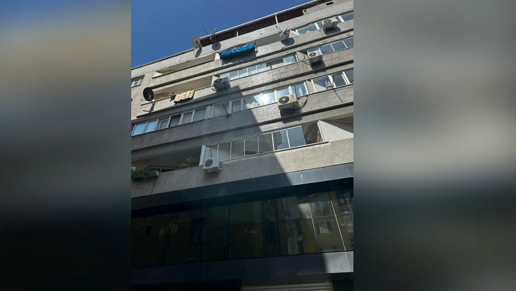 27 yıllık eşini öldürdü, ardından aynı silahla intihar etti