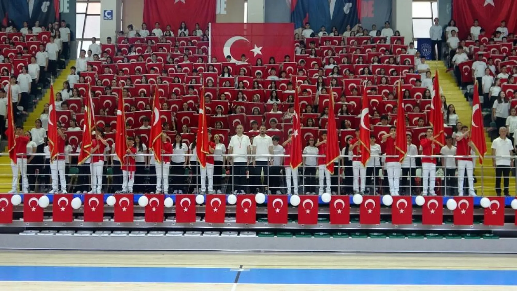 Muğla'da 23 Nisan coşkuyla kutlandı