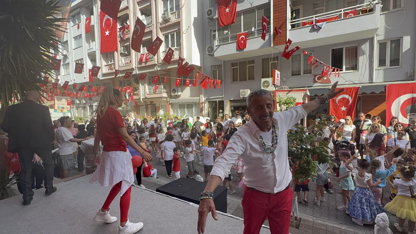 Marmaris'in miniklerini doyasıya eğlendi